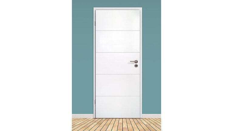 Kilsgaard Zimmertür Lines, weiße geschlossene Tür, blaue Wand